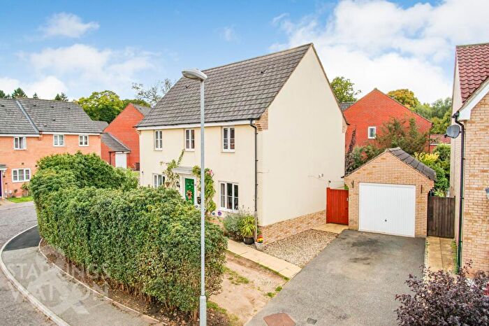 4 Bedroom Detached House For Sale In Woodcock Hill, Queens Hills, Norwich, NR8