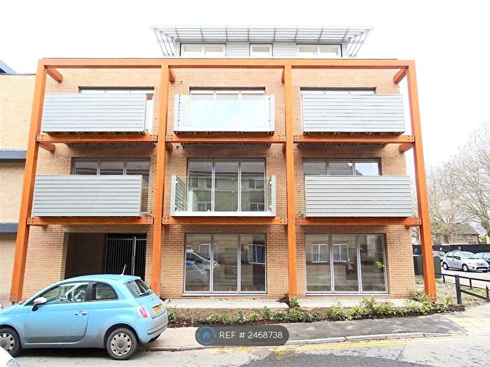 1 Bedroom Flat To Rent In New Street, Cambridge, CB1