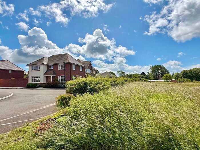 4 Bedroom Detached House For Sale In Axford Close, Coate, Swindon, SN3