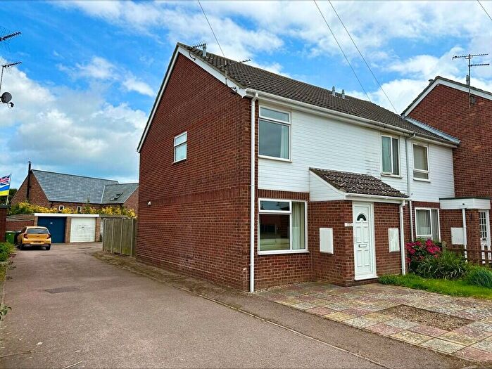 2 Bedroom End Of Terrace House For Sale In Marlborough Green Crescent, Martham, NR29