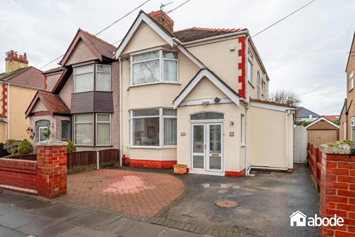 3 Bedroom Semi Detached House For Sale In Lyndhurst Road, Crosby, Liverpool, L23