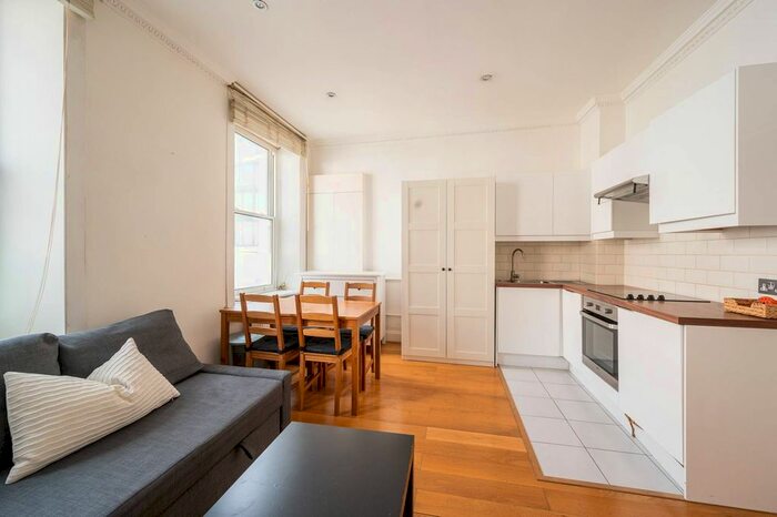 1 Bedroom Flat To Rent In Paddington Street, Marylebone, London, W1U