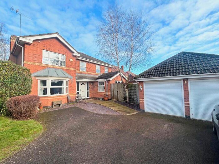 4 Bedroom Detached House For Sale In Middle Greeve, Wootton, Northampton, NN4
