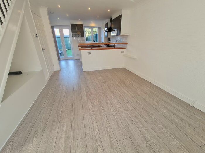 2 Bedroom House To Rent In College Close, Horncastle, LN9