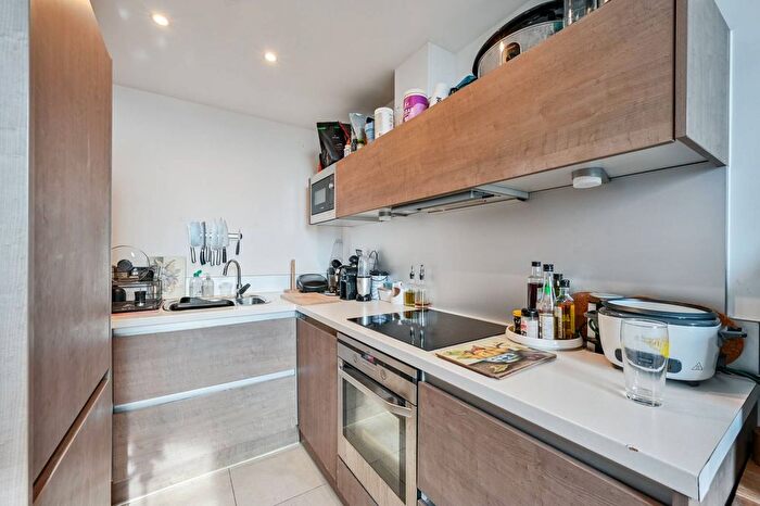 2 Bedroom Flat To Rent In Building, Marlborough Road, Woolwich Riverside, London, SE18