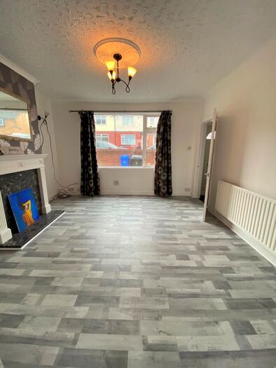 3 Bedroom Terraced House To Rent In Watch Street, Sheffield, S13