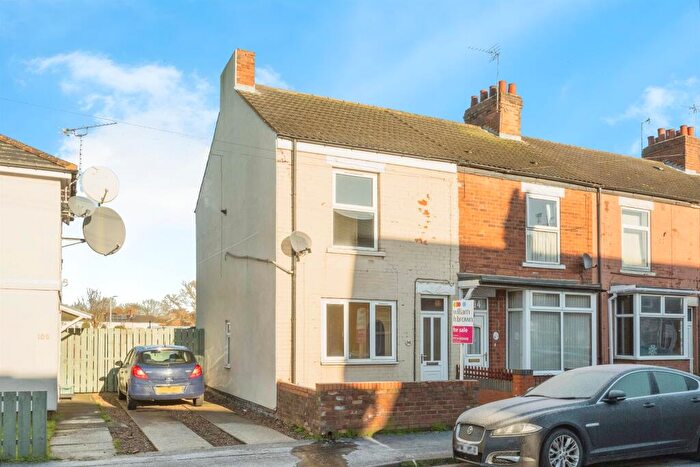 3 Bedroom End Of Terrace House For Sale In Digby Street, Scunthorpe, DN15