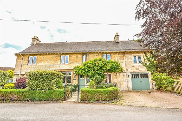 6 Bedroom Detached House For Sale In Haresfield, Stonehouse, GL10