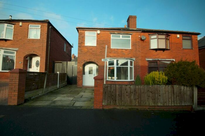 3 Bedroom Semi-Detached House To Rent In Barcroft Road, Smithills, Bolton, BL1