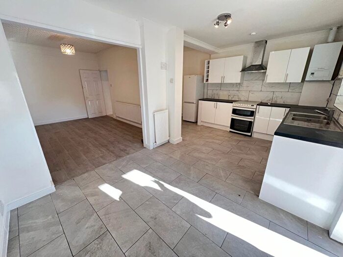 5 Bedroom Terraced House To Rent In Creighton Road, London, N17