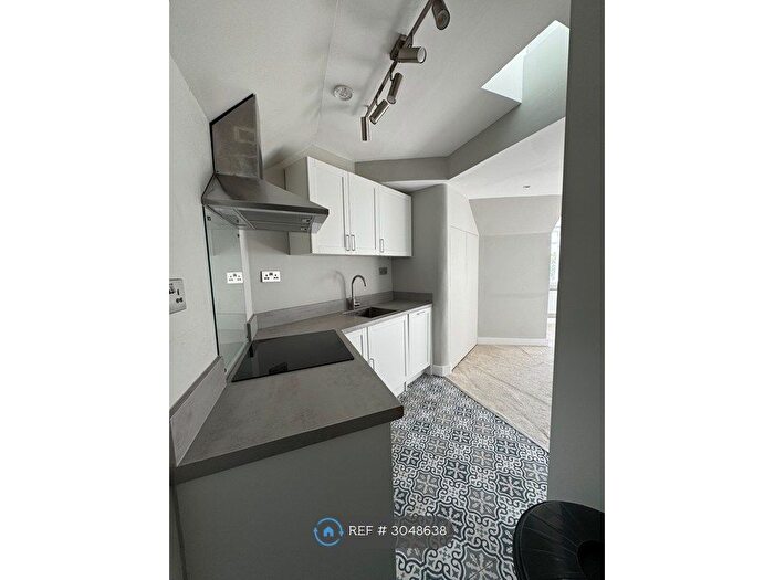 1 Bedroom Flat To Rent In Willesden Lane, London, NW6