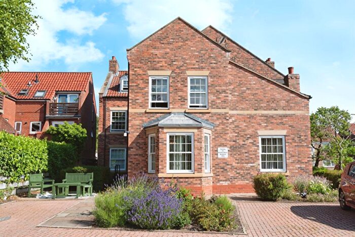 2 Bedroom Apartment For Sale In Keldgate Bar, Beverley, HU17