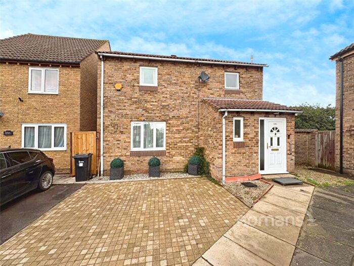 3 Bedroom Detached House For Sale In The Delph, Lower Earley, Reading, RG6