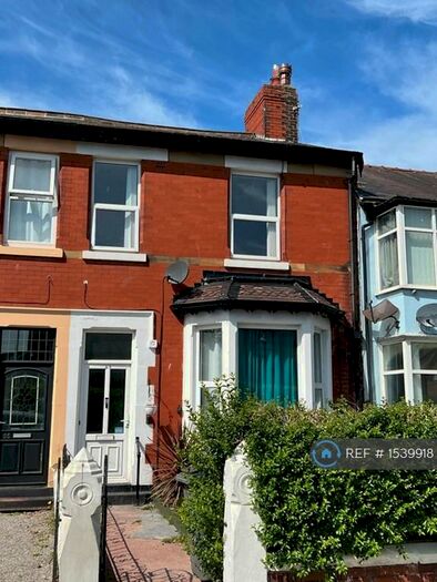 2 Bedroom Flat To Rent In Bispham Road, Blackpool, FY2