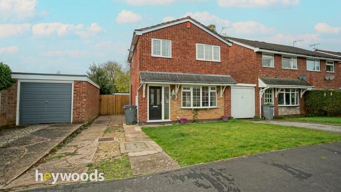 3 Bedroom Link Detached House To Rent In Redcar Road, Trentham, Stoke-on-Trent, ST4