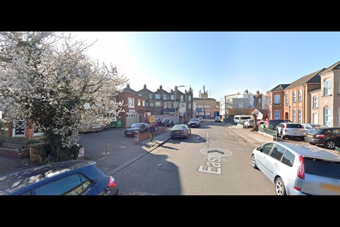 2 Bedroom Terraced House To Rent In Eastwood Road, Ilford, IG3