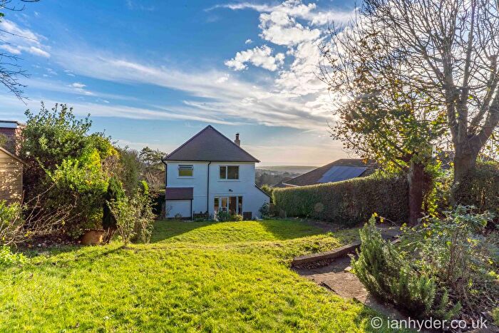 3 Bedroom Detached House For Sale In Crescent Drive North, Woodingdean, Brighton, BN2