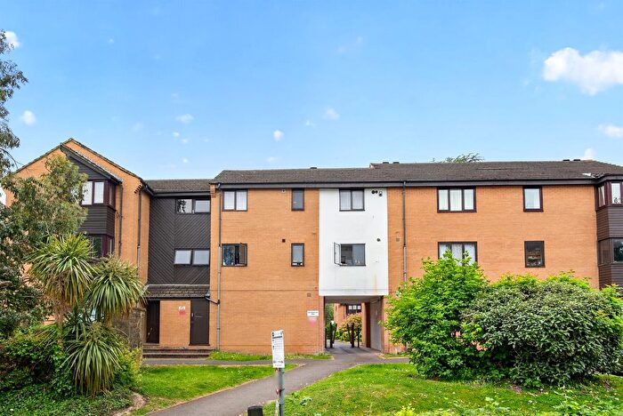Studio For Sale In Wilkinson Way, London, W4