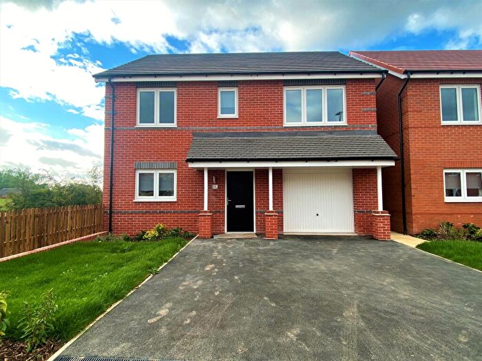 4 Bedroom Detached House To Rent In Claydon Street, Mickleover, Derby, Derbyshire, DE3