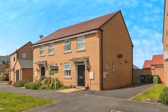 3 Bedroom Semi-Detached House For Sale In Doherty Road, Godmanchester, Huntingdon, PE29
