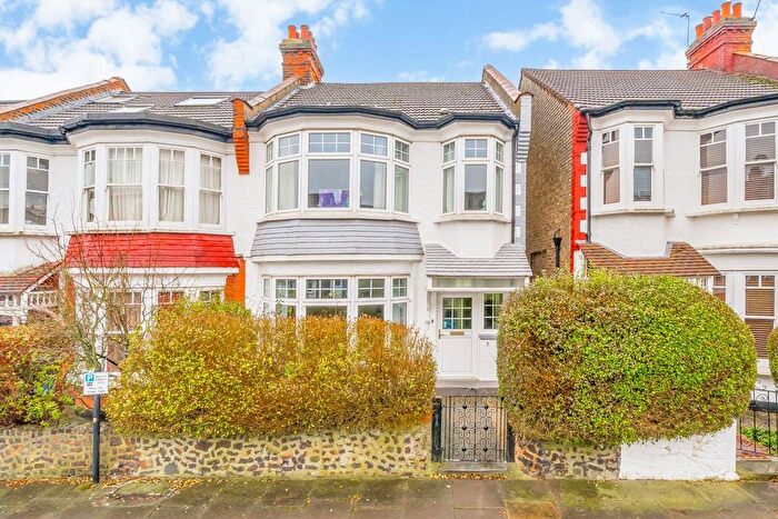 3 Bedroom Semi Detached House For Sale In Fortis Green Avenue, London, N2