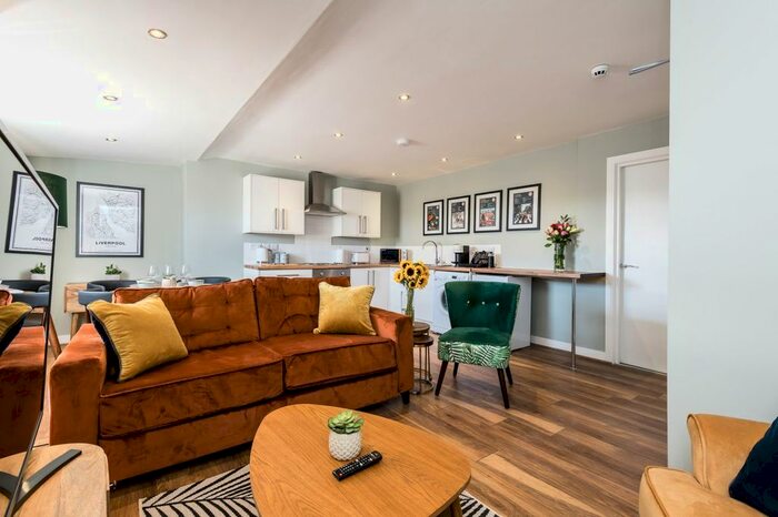 2 Bedroom Flat To Rent In Catharine Street, Liverpool, L8