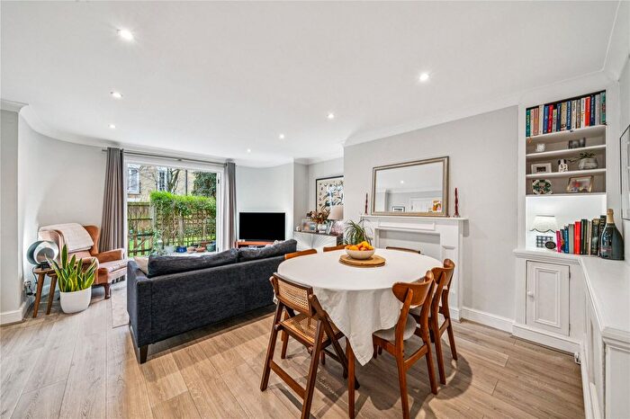 2 Bedroom Flat For Sale In St. Ann's Crescent, SW18