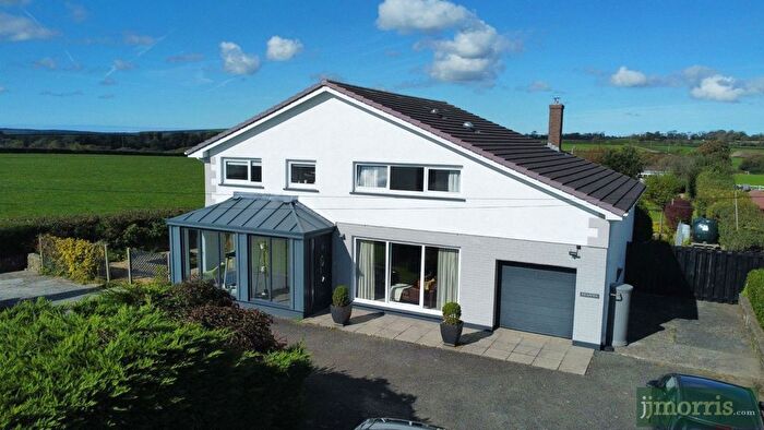 5 Bedroom Property For Sale In Poyston Cross, Crundale, SA62