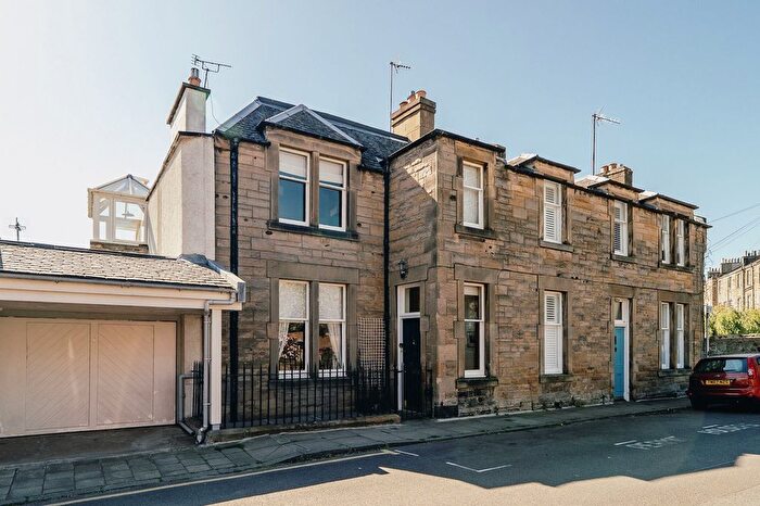 2 Bedroom Flat For Sale In Dean Bank Lane, Edinburgh, EH3