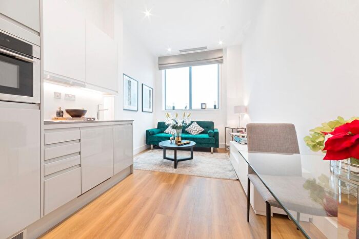 Studio To Rent In Atria House, Bath Road, Slough, London, SL1