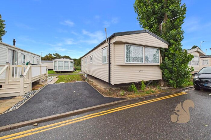 2 Bedroom Detached Bungalow For Sale In Walton Avenue, Felixstowe, IP11