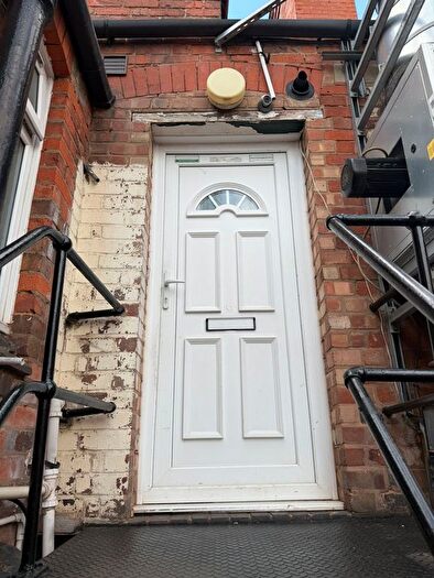 2 Bedroom Flat To Rent In East Park Road, Leicester, LE5