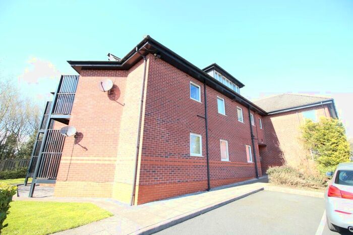 2 Bedroom Flat To Rent In Prescott Street, Worsley, Manchester, M28
