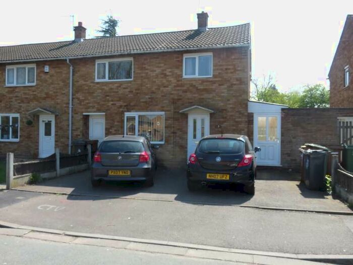 3 Bedroom Town House To Rent In Kinver Avenue, Willenhall, WV12