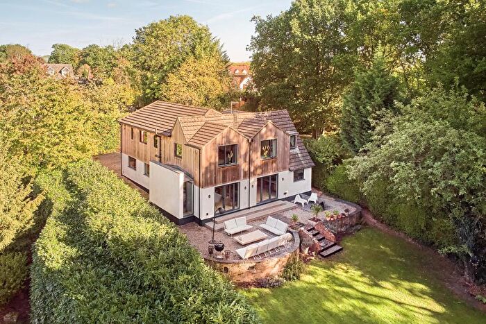 4 Bedroom Detached House For Sale In Bellingdon, Buckinghamshire, HP5