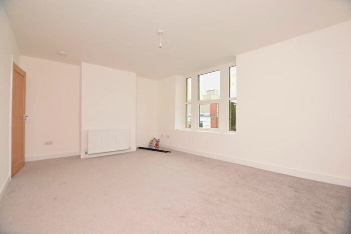 4 Bedroom Apartment To Rent In Fishponds Road, Fishponds, BS16