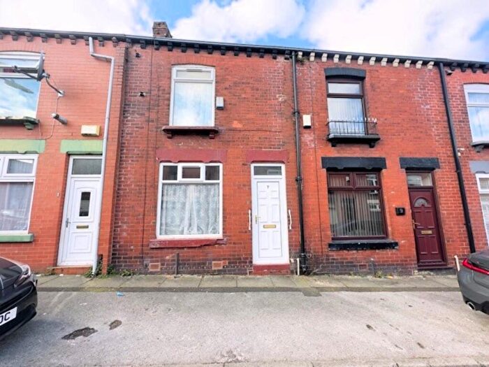 2 Bedroom Terraced House To Rent In Duxbury Street, Halliwell, Bolton, BL1