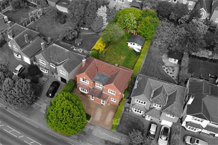 5 Bedroom Detached House For Sale In Wollaton Vale, NG8
