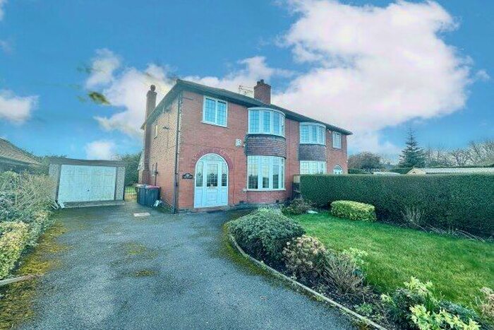 3 Bedroom Semi-Detached House To Rent In Aughton Lane, Sheffield, S26