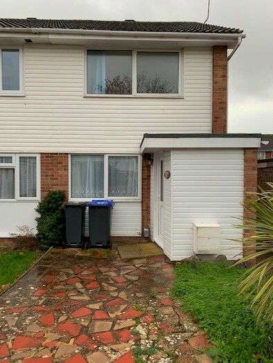 End Of Terrace House To Rent In Alberta Walk, Durrington, BN13