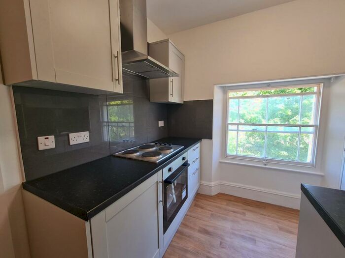 2 Bedroom Flat To Rent In Orwell Road, Harwich, CO12