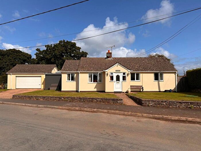 4 Bedroom Detached Bungalow For Sale In North Street, Witheridge, Tiverton, EX16