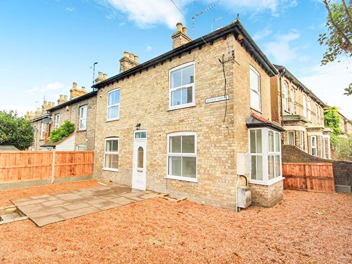 3 Bedroom Terraced House To Rent In Sudbury, CO10