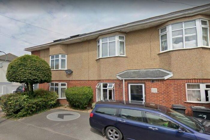 2 Bedroom Flat To Rent In Boscombe Grove Road, Bournemouth, BH1