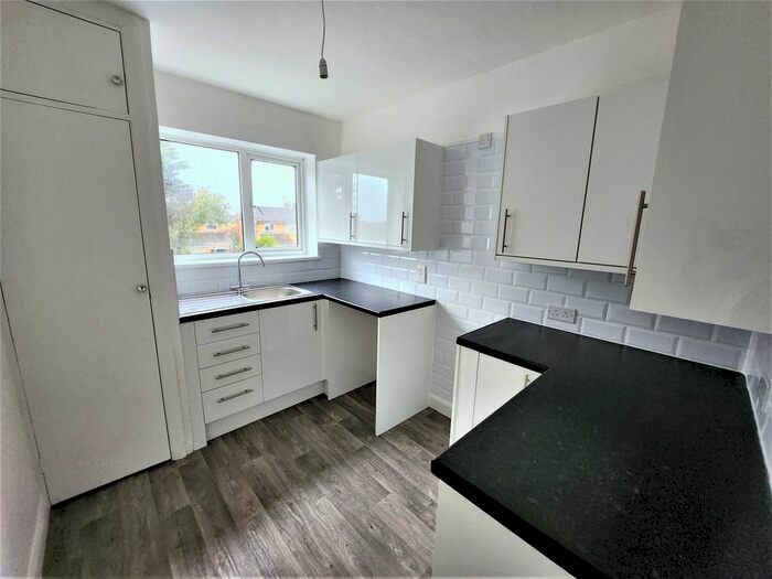 2 Bedroom Flat To Rent In Privett Road, Gosport, PO12
