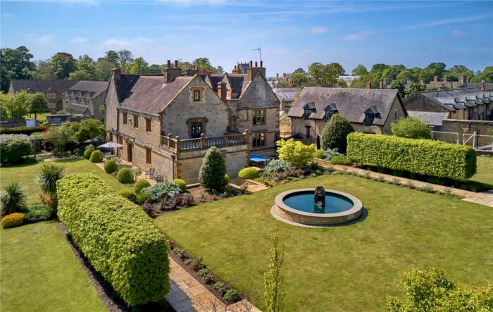 8 Bedroom Detached House To Rent In Croughton Road, Aynho, Banbury, Oxfordshire, OX17