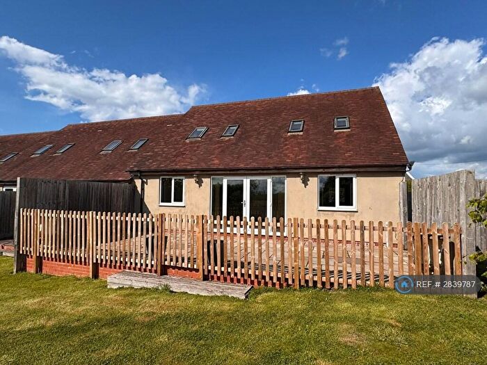 2 Bedroom Semi-Detached House To Rent In Campden Road, Stratford-Upon-Avon, CV37