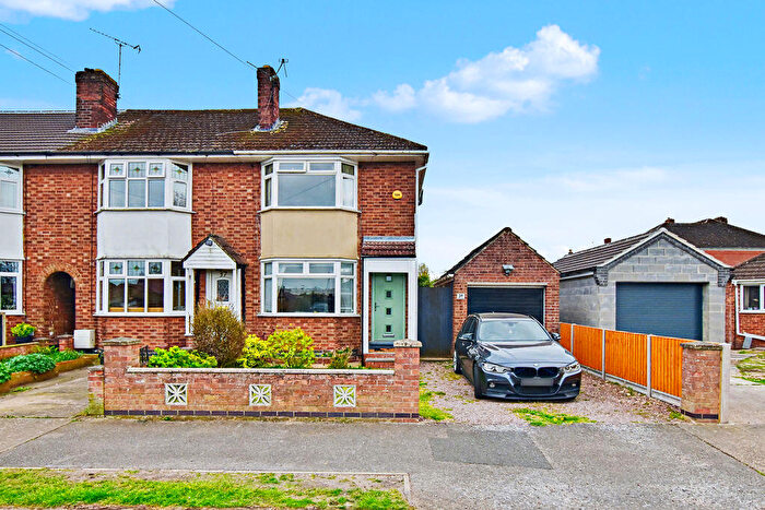 2 Bedroom End Of Terrace House For Sale In Clive Avenue, Lincoln, LN6
