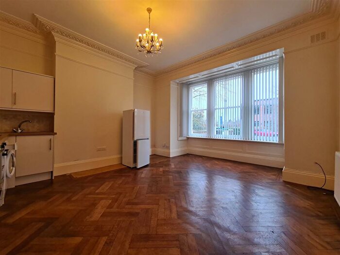 1 Bedroom Flat To Rent In Whitehall Road, Rugby, Warwickshire, CV21
