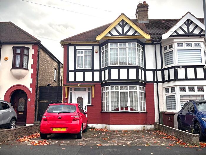 3 Bedroom End Terrace House For Sale In Havering Gardens, Chadwell Heath, RM6